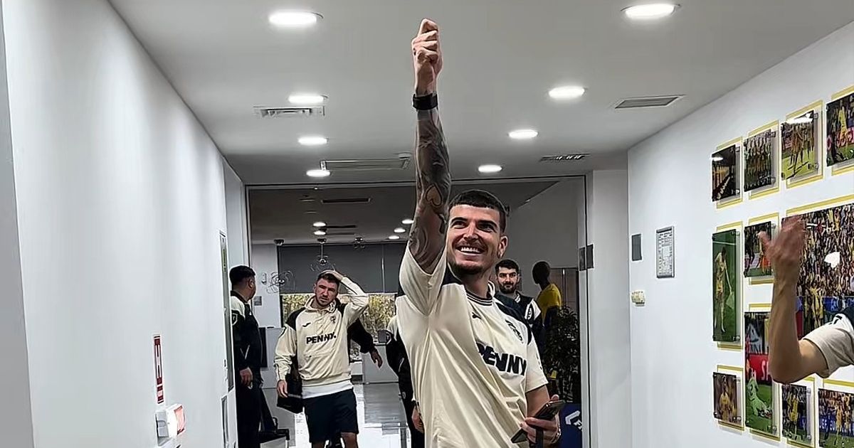 Bîrligea râde în hohote. VIDEO. Mihăilă l-a trollat pe atacantul FCSB după eliminarea stupidă din Liga 1 » FRF a șters imaginile