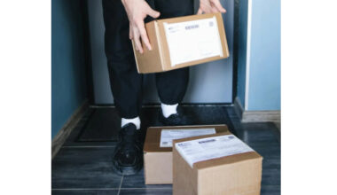 Dilema unui român după ce curierul i-a cerut ajutorul