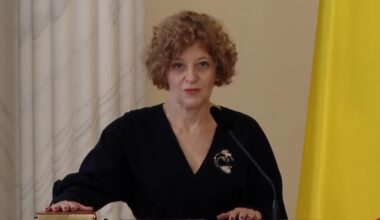 „Guvernul lucrează în serviciul țării''