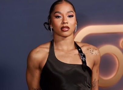 ”N-au vrut să vadă trei femei frumoase”