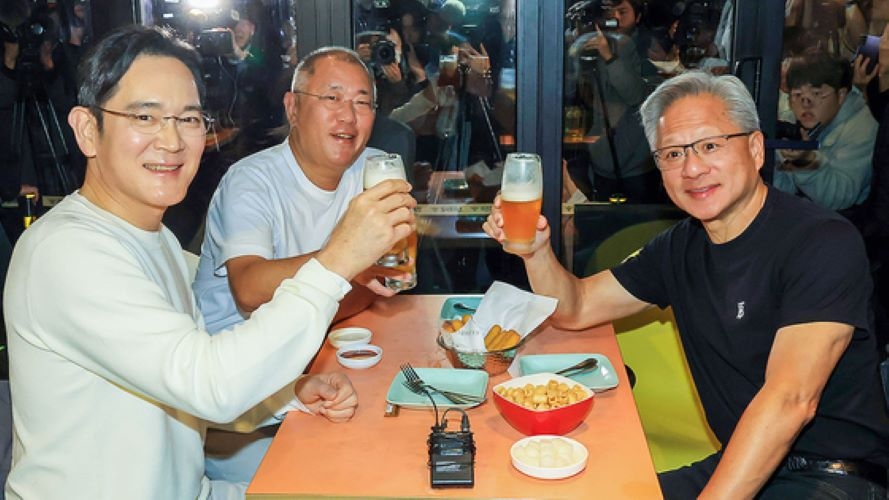 Criza mondială e gata pregătită. Bula a ajuns în faza de ”pui prăjit”. Când vine prăbușirea?