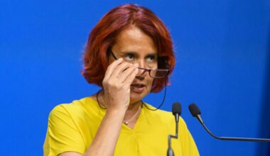 Ioana Dogioiu, purtătoare de cuvânt a Guvernului, și-a publicat diploma de licențiată în Drept. Noi controverse în privința studiilor, după scandalul ministrului Moșteanu