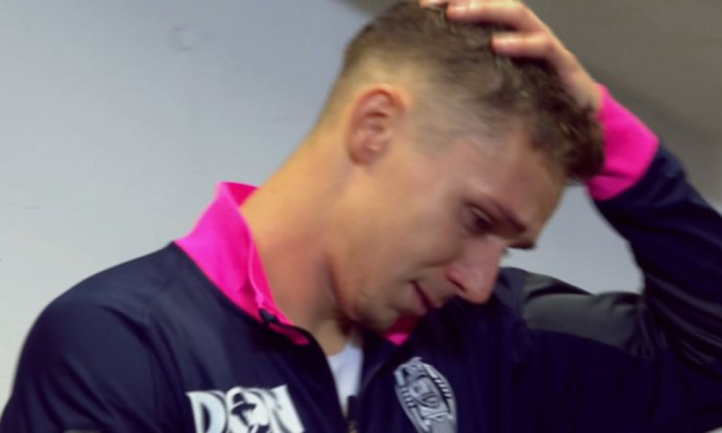 ''S-au purtat execrabil cu tine! Pleacă cât mai repede''