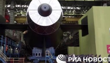 Imagini din satelit dezvăluie noul submarin al lui Putin. ”Este de-a dreptul terifiant” VIDEO FOTO