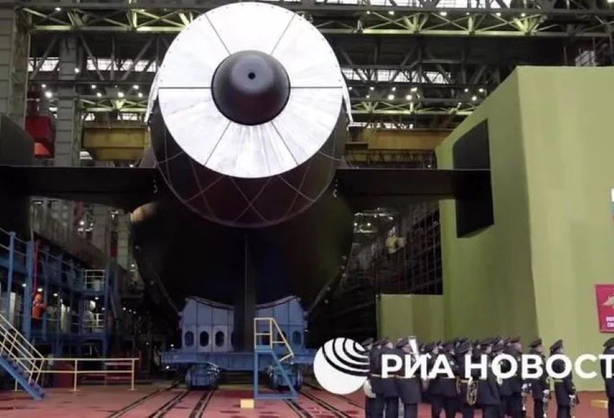 Imagini din satelit dezvăluie noul submarin al lui Putin. ”Este de-a dreptul terifiant” VIDEO FOTO
