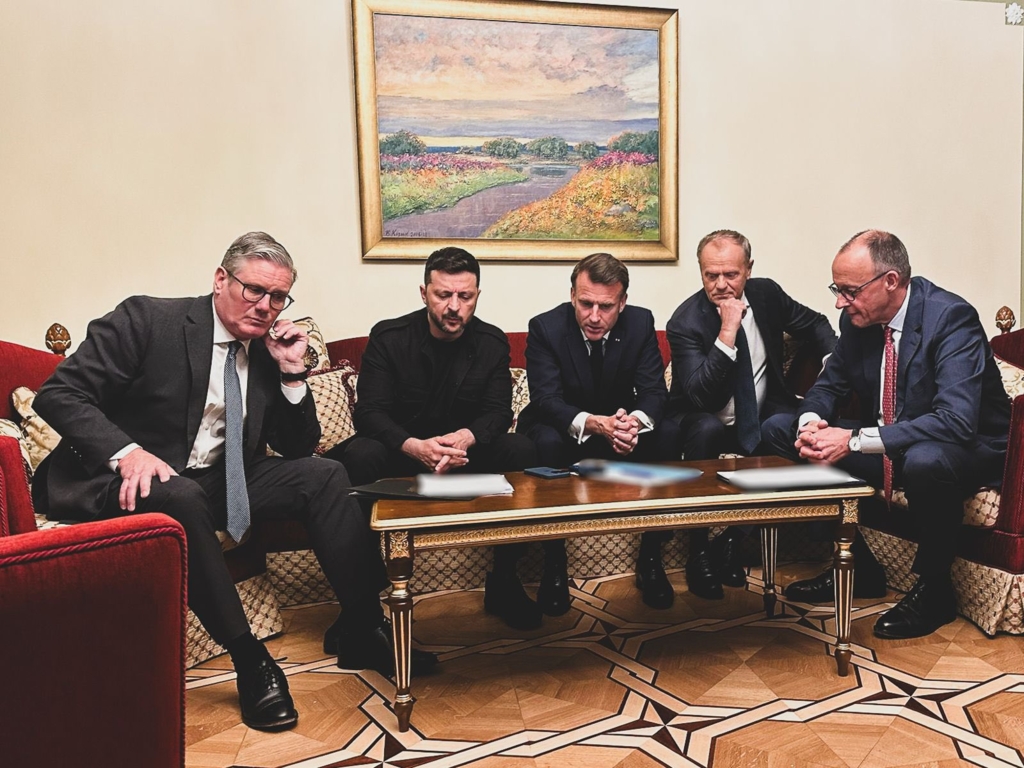 Întâlnire secretă la cel mai înalt nivel privind Ucraina. Participanții nu au voie să comunice nimic, iar telefoanele sunt interzise