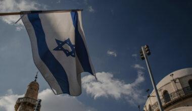 Israelul lansează atacuri în Fâșia Gaza. Armistițiul ar fi fost încălcat. Cel puțin 11 morți