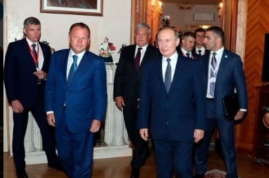 Românul apropiat de Vladimir Putin a luat o ”decizie istorică” pentru ruși