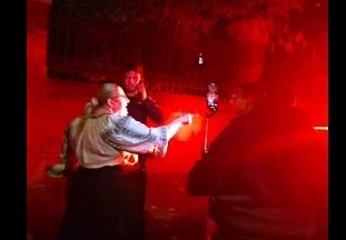 Șoșoacă, paranghelie cu grătare și artificii în zonă cu restricții de securitate. „E ziua mea, am 50 de ani! Am venit din Rusia! Fac ce vreau în proprietatea mea!” VIDEO