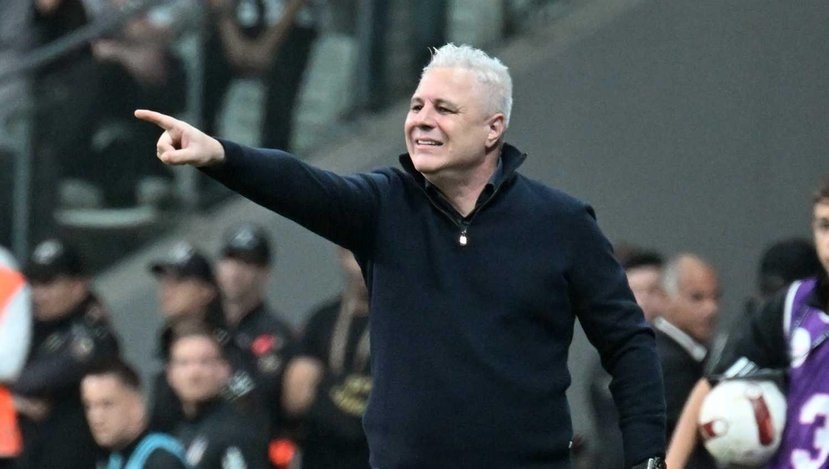 Marius Șumudică, ''un ciudat dezgustător''! Le povestea jucătorilor ce face cu soția lui