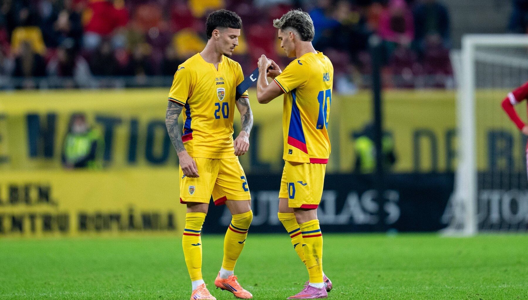 Dennis-Man-Ianis-Hagi-echipa-nationala-de-fotbal-a-româniei-arena-nationala-bucuresti