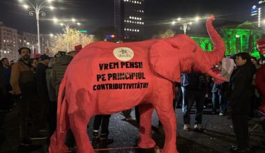 Protest anunțat pentru vineri seara, în Piața Victoriei