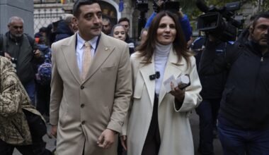 AUR pentru Realitatea: George Simion a dat un milion de euro pentru o zi de promovare și aproape jumătate pentru o emisiune cu Anca Alexandrescu, dar fără el