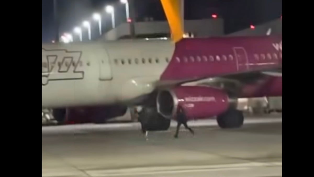 în fugă după un avion WizzAir