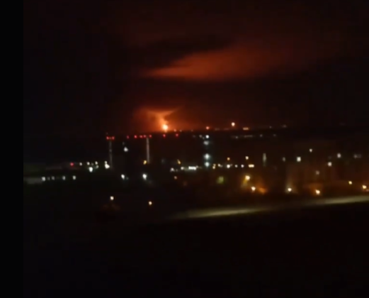 Războiul din Ucraina, ziua 1.352. Ucraina ar fi lovit rafinăria de petrol din Volgograd, Rusia / Oficial britanic: Trump îl poate aduce pe Putin la masa negocierilor