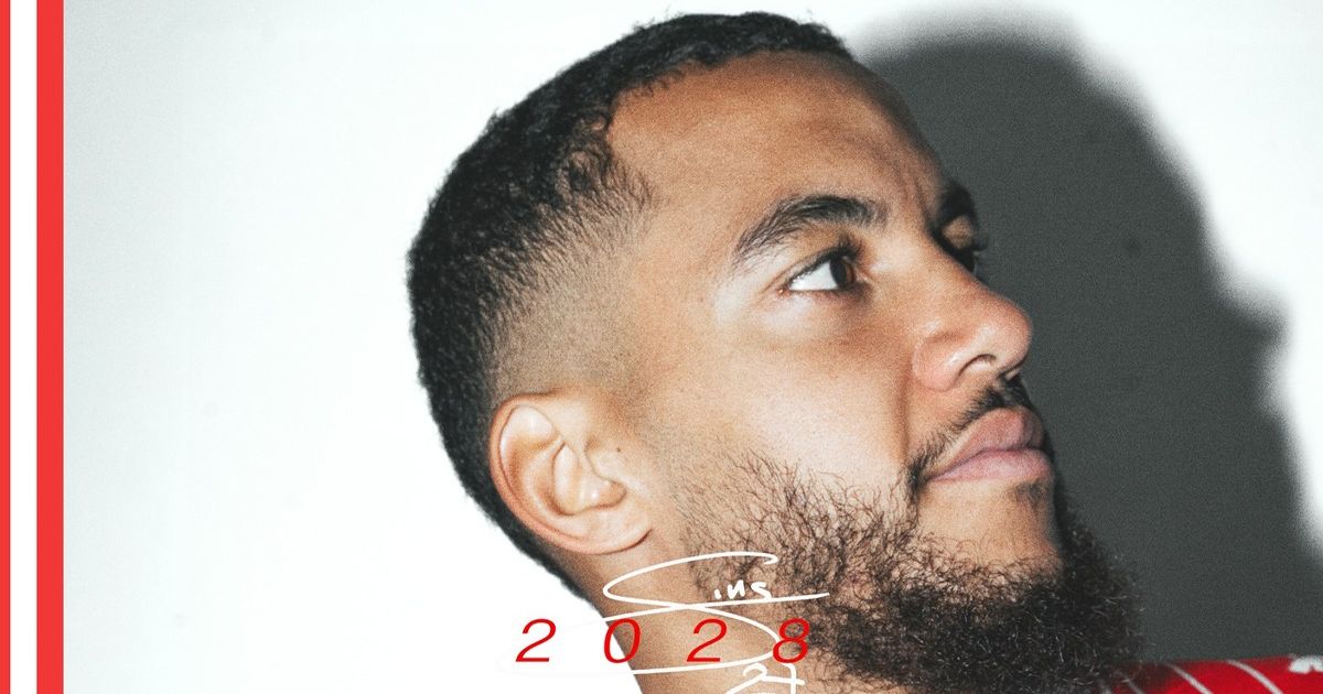 Dinamo i-a prelungit contractul unui titular! OFICIAL „Câinii” au făcut anunțul: „Rămâne până în 2028 ”