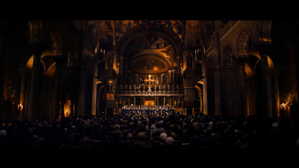 Cravata Galbenă/ foto: Adi Marineci/ Oblique Media