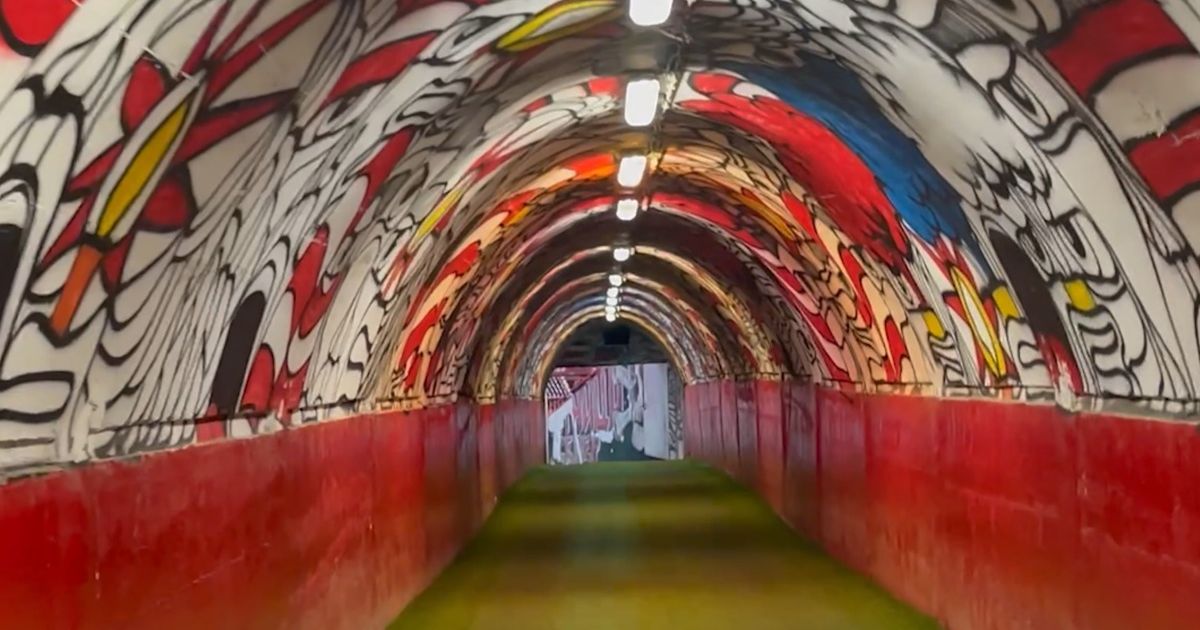 AM INTRAT ÎN TUNELUL GROAZEI. GOLAZO.ro a pătruns în cel mai înfiorător loc de pe „Marakana”! Cum arată și ce simți pe tunelul pe unde FCSB intră pe gazon