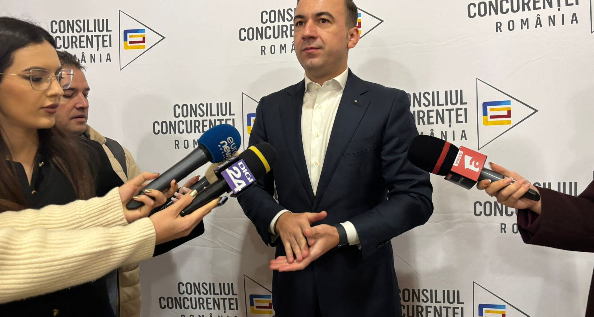 „Nu există motive pentru majorarea prețului carburanților în România” / Datoriile Lukoil față de statul român se ridică la sute de milioane de lei