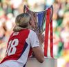 Chloe, pe 24 mai 2025, după finala Ligii, Arsenal - Barcelona 1-0 Foto: Imago