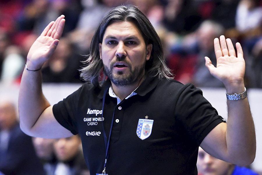 Uluitor! Cu cine a semnat Adi Vasile, tehnician plătit recent cu 10.000 de euro pe lună de CSM București