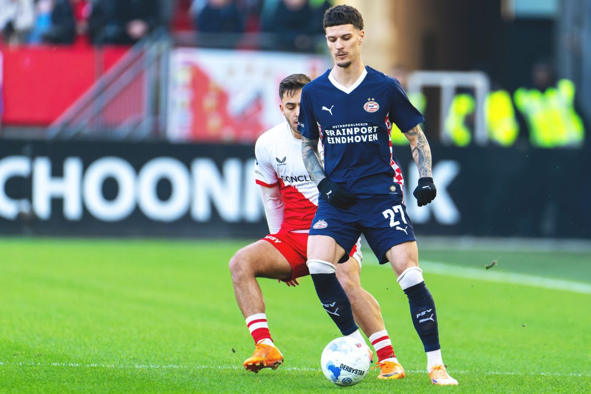 Prima decizie luată de PSV în cazul coechipierului care l-a înjurat pe Dennis Man!