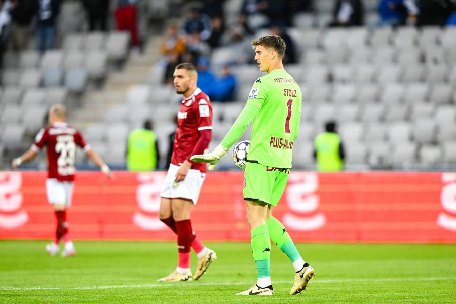 E gata! Primele două plecări de la Rapid, după eșecul cu FCSB: „El va merge la Genoa”