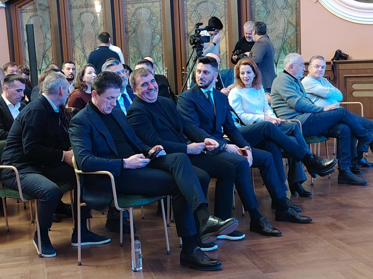 Farul și-a lansat programul de socios, Gică Popescu a dat detalii din spatele ușilor închise: „E pe biroul domnului Bolojan!” - GSP