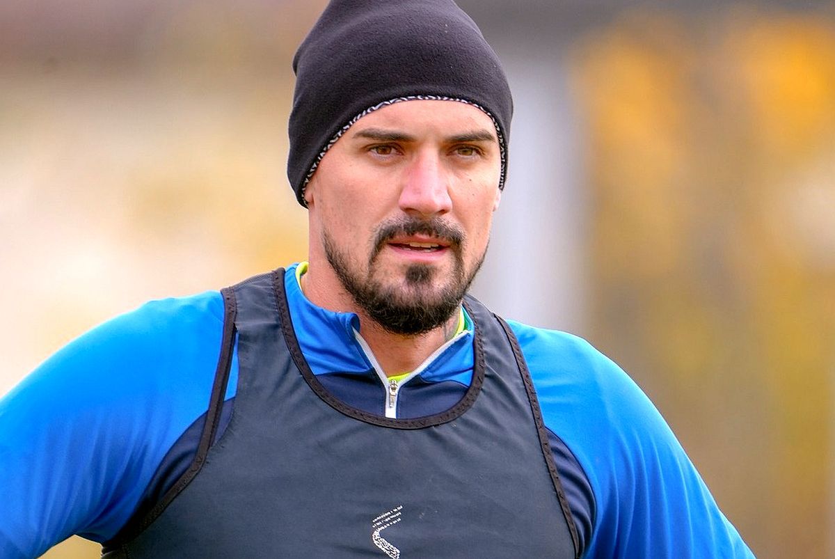 Alex Albu a reziliat cu Chindia și semnează astăzi în Superligă