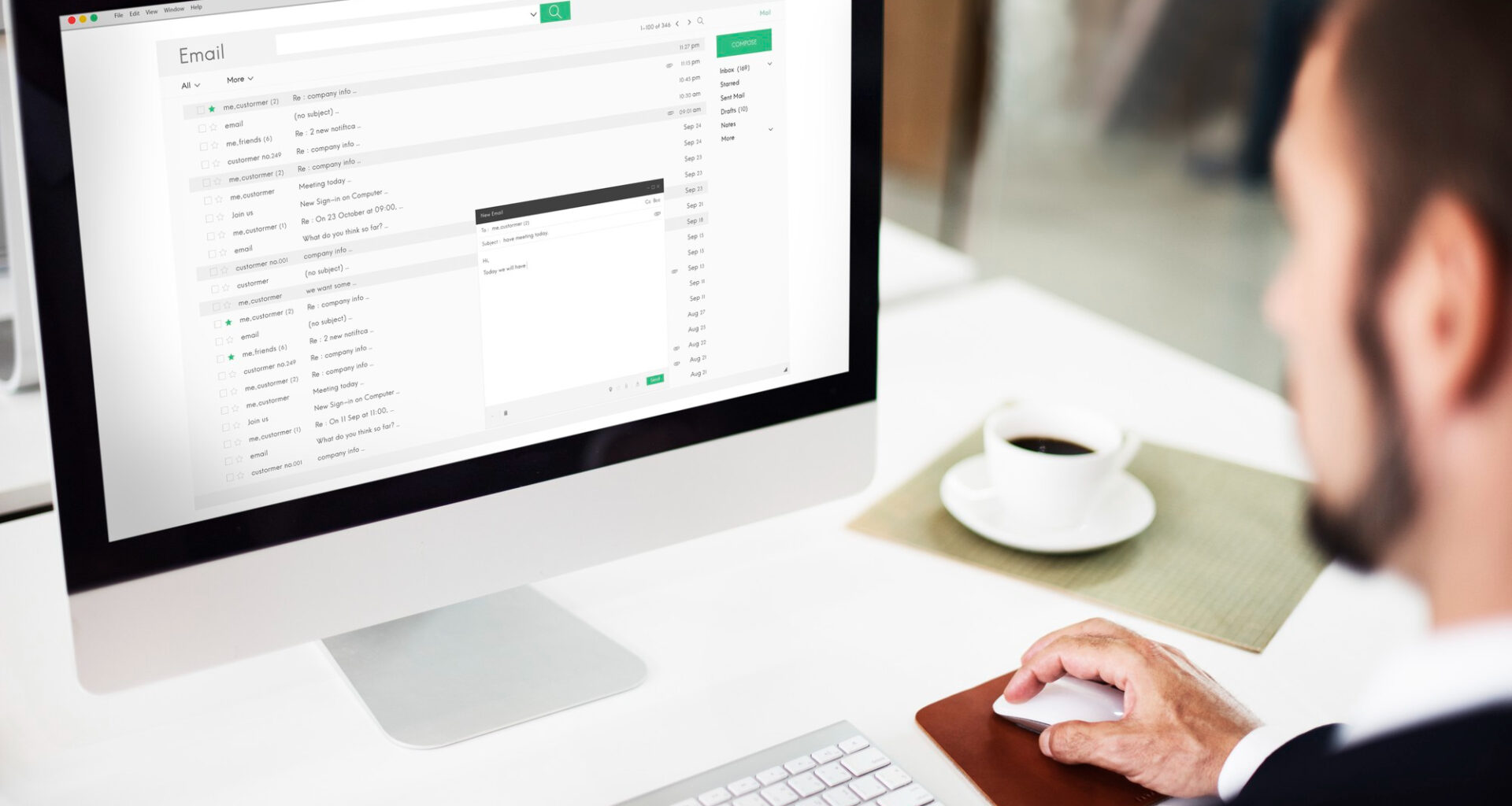 un varbat foloseste emailul