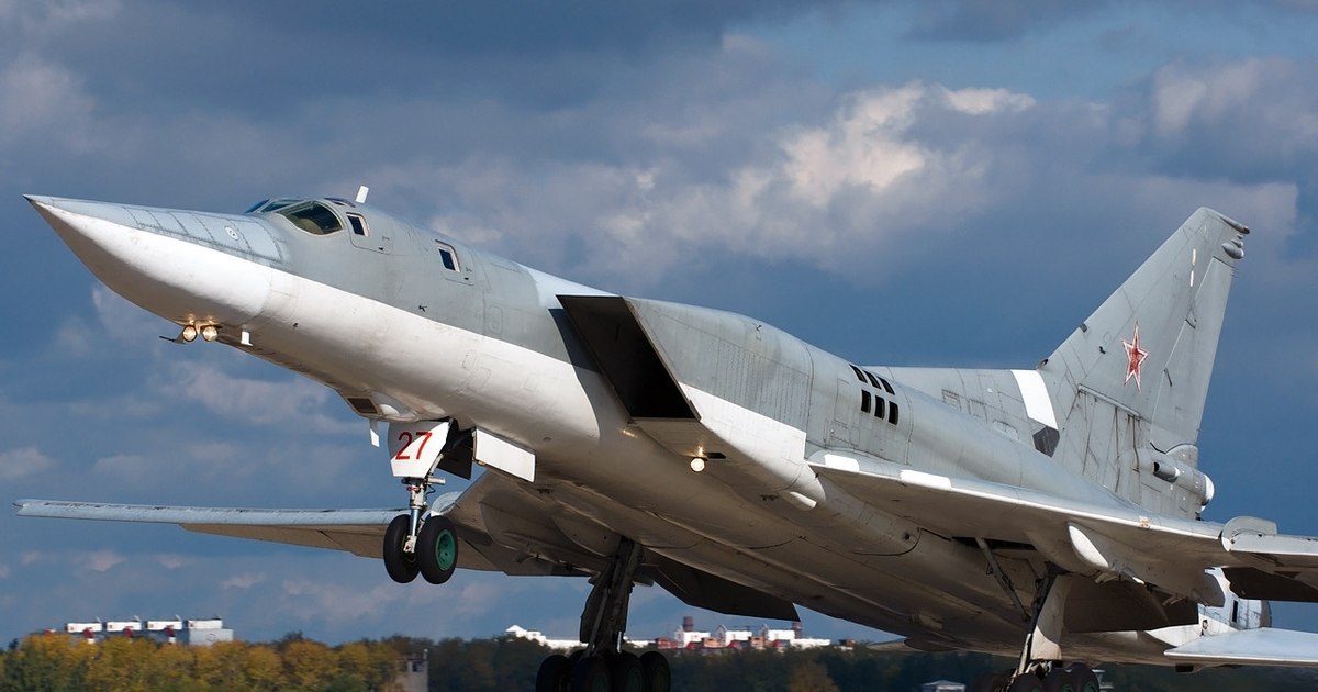 Rusia a mutat 16 bombardiere și rachetele lor de șase tone mai aproape de Ucraina. Care va fi misiunea lor?