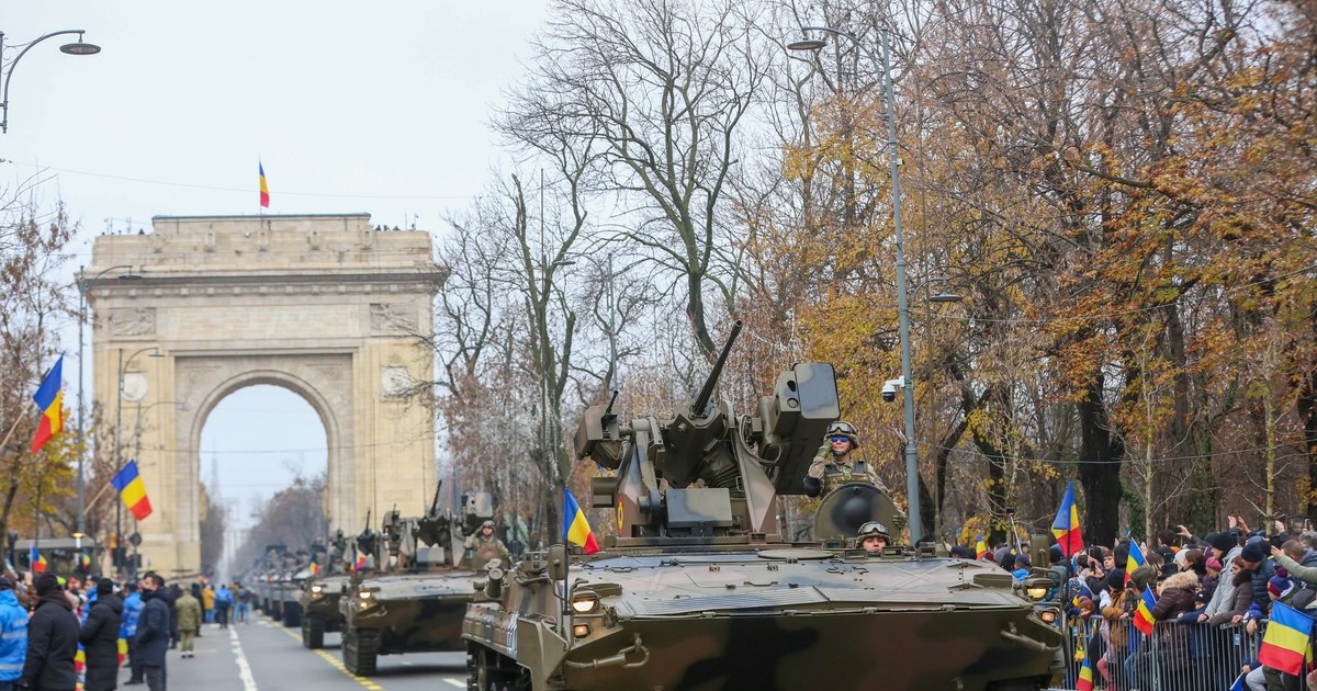 Cum ar putea arăta parada militară peste 5 ani. Generalul Bălăceanu: Nu este suficient ca populația să aprecieze spectacolul