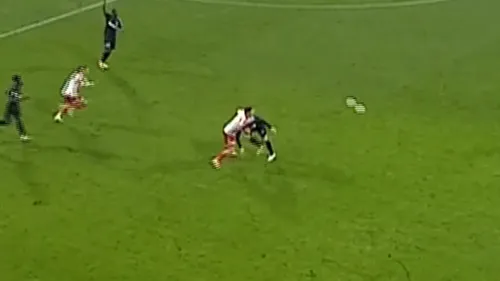 Faultul acuzat de Elias Charalambous Foto captura ecran Prima Sport (4).jpeg