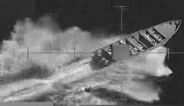 Noi detalii despre ambarcațiunea lovită de două ori de armata SUA, ucigând doi supraviețuitori. Țara spre care se îndrepta