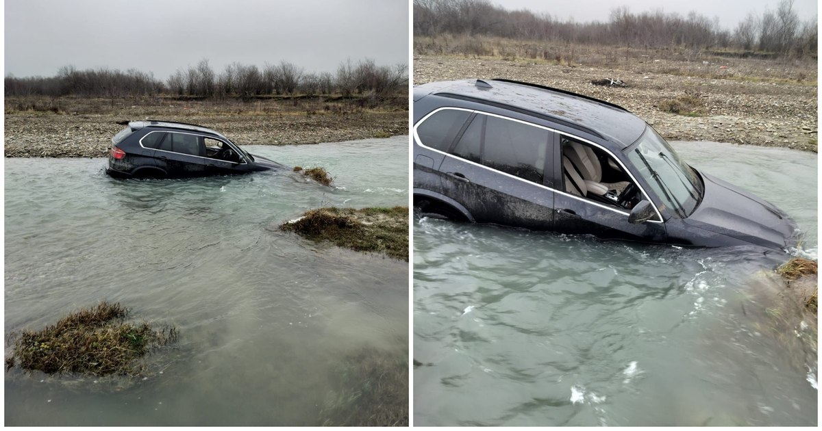 Beat și fără permis, un tânăr a fugit de polițiști și a trecut cu mașina prin albia unui râu. A fost reținut de IPJ Neamț