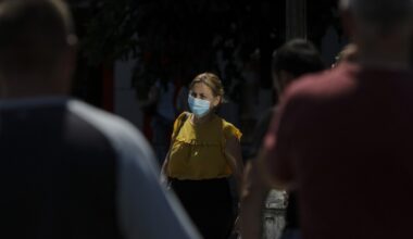 „Super-gripa” mutantă face ravagii într-o țară din Europa. Spitale pline, școli închise, oamenii sunt îndemnați să poarte mască