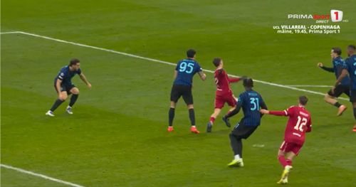 Arbitrul partdei Inter - Liverpool a considerat că Bastoni l-a faultat pe Wirtz (FOTO: captură Prima Sport 1)