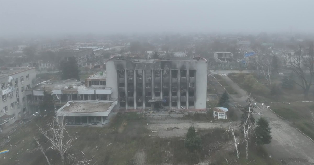 Bătălia care a schimbat fața războiului. Trucul folosit de apărători pentru a-i depista pe rușii deghizați în soldați ucraineni