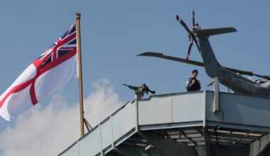 Marina britanică a vânat un submarin rusesc trei zile în Canalul Mânecii