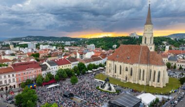 De ce tinerii maghiari aleg să studieze în afara Ungariei: orașul din România care a devenit o destinație atractivă