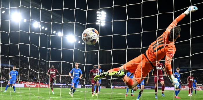 Superliga ar putea intra la apă  FOTO Facebook