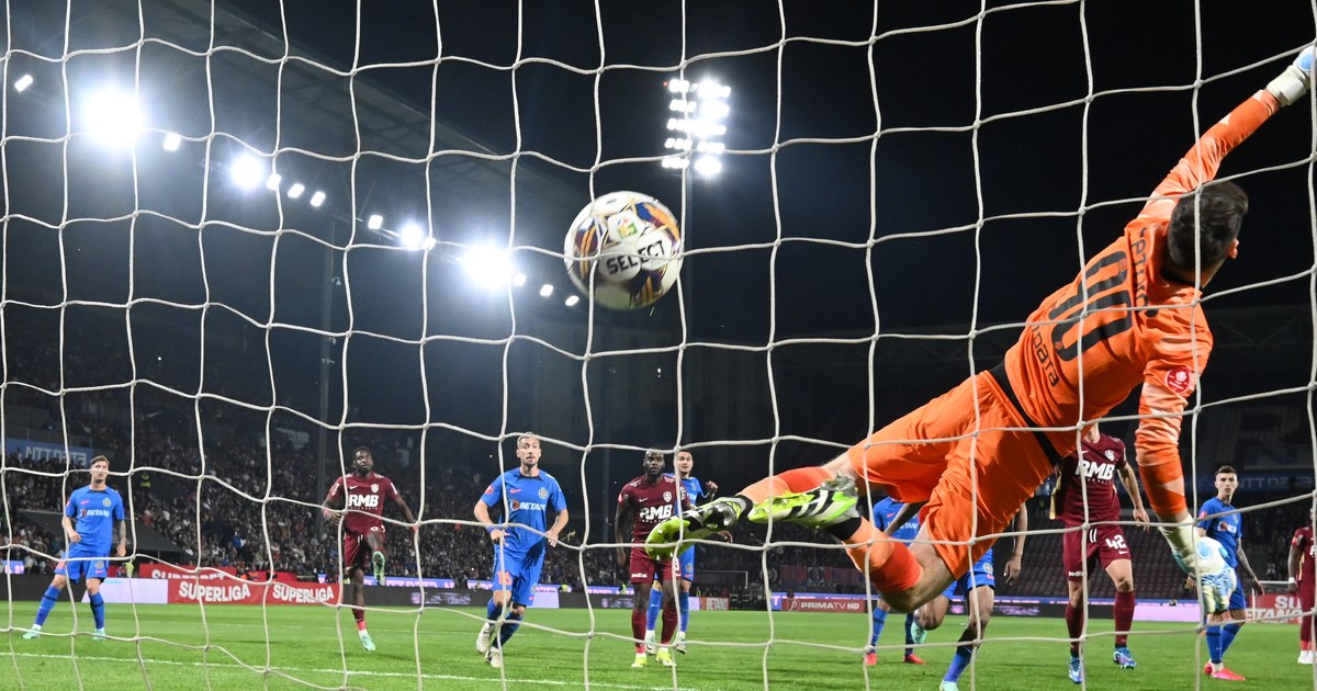 Propunere revoluționară în fotbalul românesc. Superliga ar putea avea un format redus