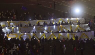 Premierul răspunde apelului „Bolojan, te sună România”, transmis din Piața Victoriei: promite propuneri concrete pentru Justiție în ianuarie