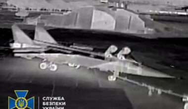 Rusia primește o nouă lovitură puternică, de data aceasta în Crimeea (FOTO): Printre țintele atinse se numără un MiG-31 complet înarmat