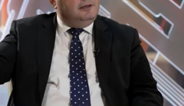 Economistul Ionuț Dumitru, consilier al premierului Ilie Bolojan, despre pensiile speciale ale magistraților: „Românii nici nu reușesc să numere atâția bani”