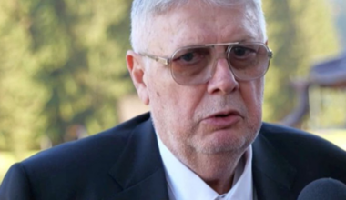 Culisele unui proiect impresionant ratat în fotbalul românesc. Guvernatorul BNR i-a pus bețe în roate lui Gino Iorgulescu. Scenariu de film