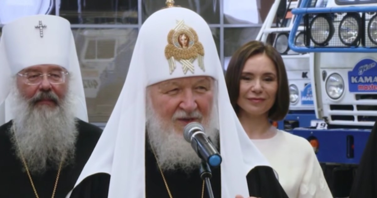 Cine este amanta secretă a Patriarhului Kiril al Rusiei. Îl însoțește în călătoriile externe și deține averea acestuia