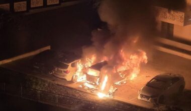 Doi bărbați din Iași, arestați preventiv după ce au incendiat mai multe vehicule din răzbunare