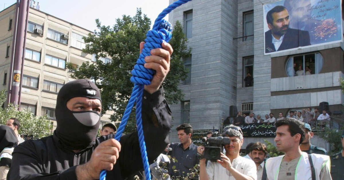 Doi bărbați condamnați pentru viol în Iran au fost executați după ce pedeapsa a fost confirmată de Curtea Supremă