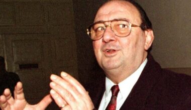 Milionarul român, care s-a lăfăit în banii celor de la Dinamo, a murit singur și uitat de lume. „Îi dădea bani Elenei Cîrstea. S-a separat de soție”